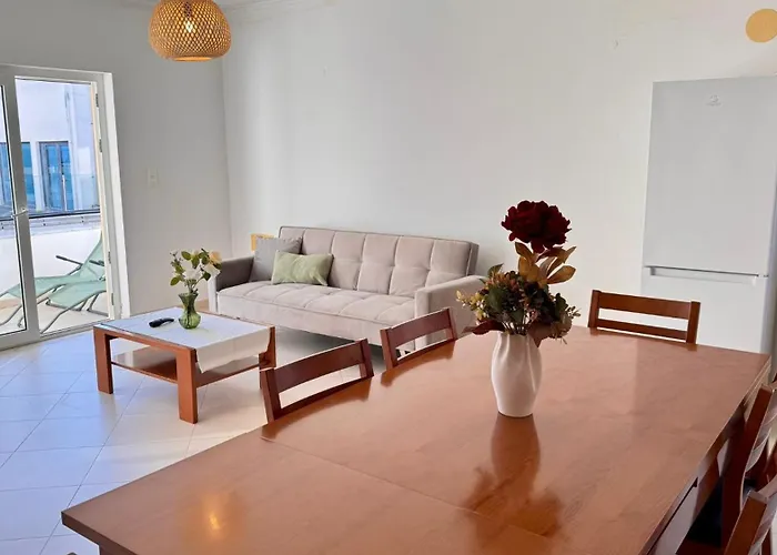 Casa Valente - T2 Com Piscina דירה טאווירה