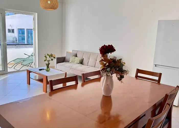 Casa Valente - T2 Com Piscina דירה טאווירה